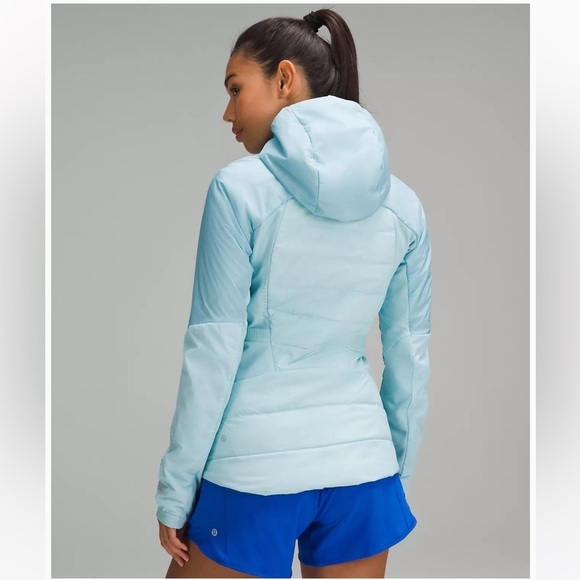 Lululemon Down for It All Jacket In Sea Frost New With Tags! - Picture 3 of 9